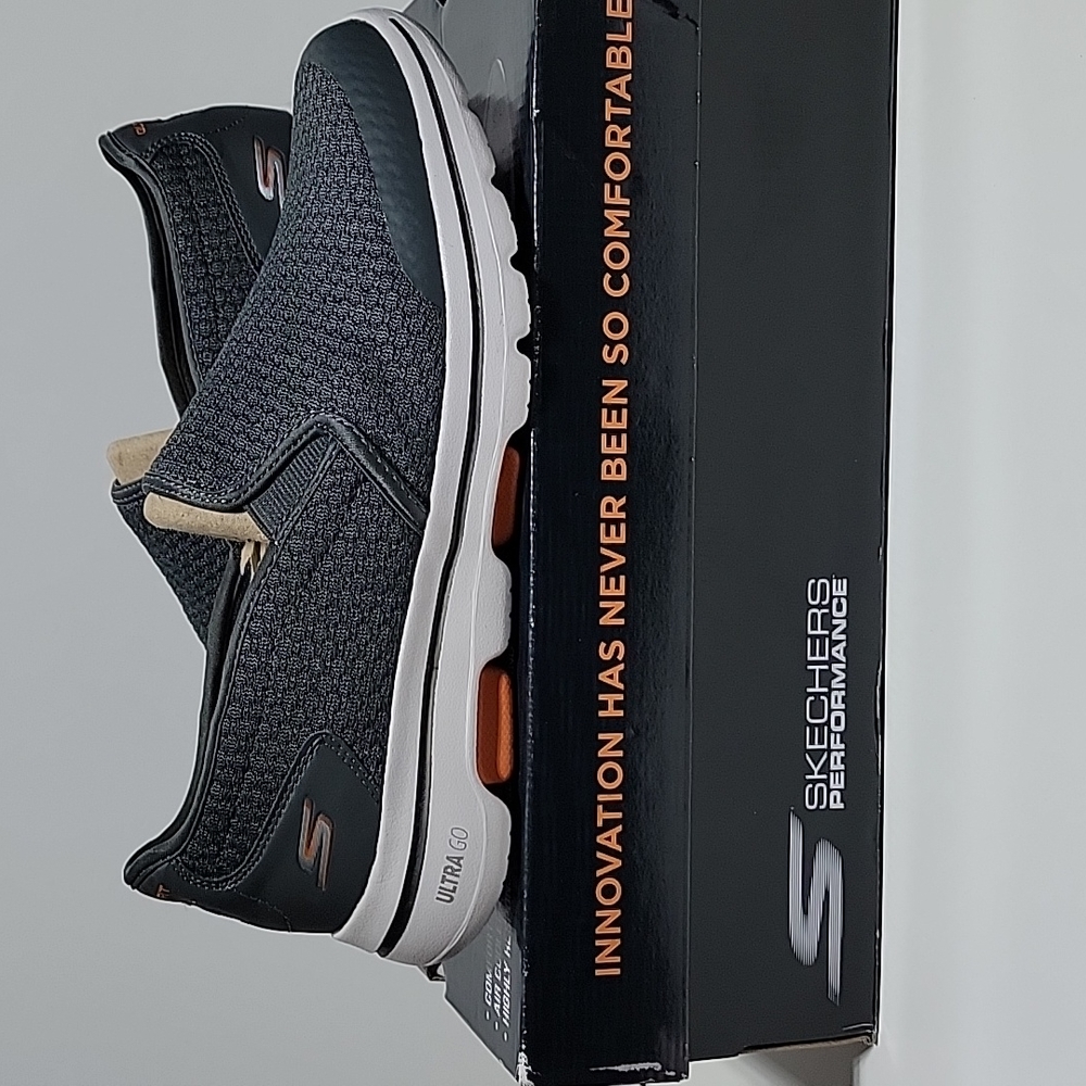 Skechers Go Walk5 Prized Mens Size 9 Charcoal Mat Slip On Trainers Shoes